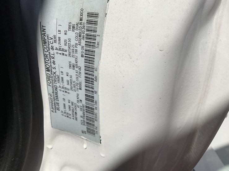 2011-ford-f750-image-13