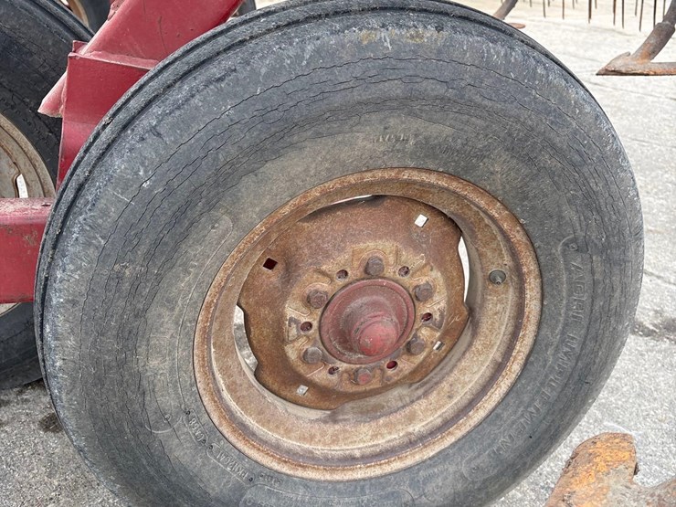 case-ih-4600-image-15