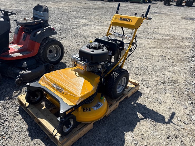 #36-•-unused-dewalt-dw33-33"-walk-behind-zero-turn-mower-1d25nk60041-inv#-41236-image-1