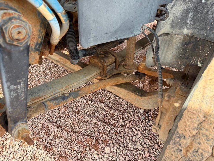 #205-•-lot-205-image-31