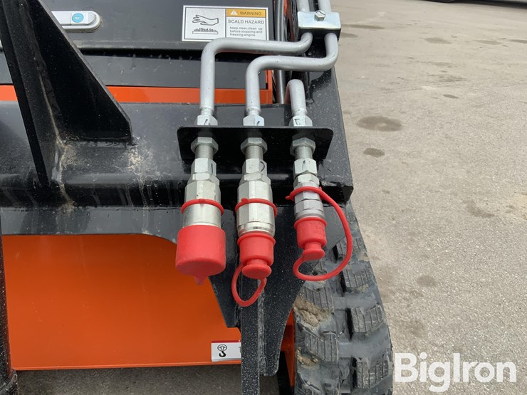 2025-massey-ferguson-730-image-13