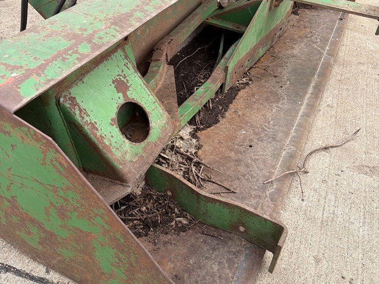 john-deere-148-image-12