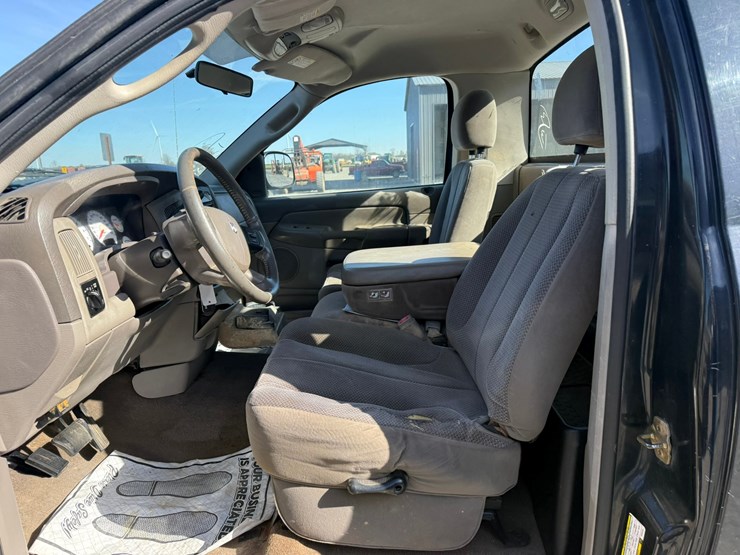 2005-dodge-ram-1500-image-19