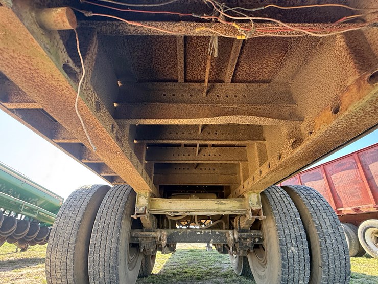 1965-trailmobile-trailer-image-17