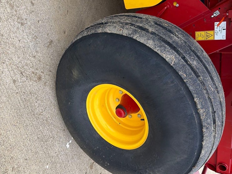 2018-new-holland-roll-belt-560-image-11