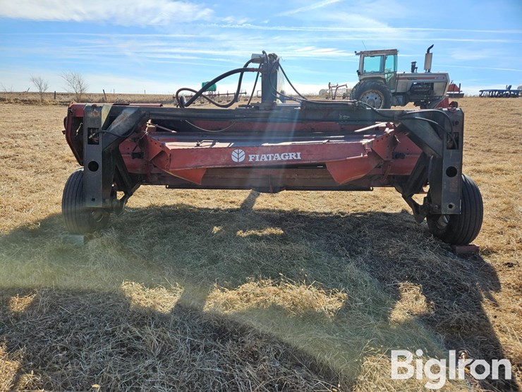 hesston-1160-image-6