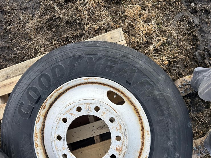 rims-and-tires-image-12