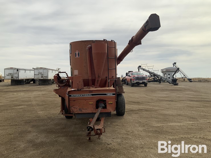 international-1250-image-2