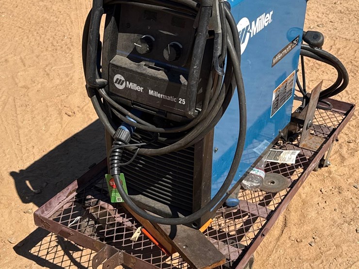 miller-millermatic-252-welder-image-4