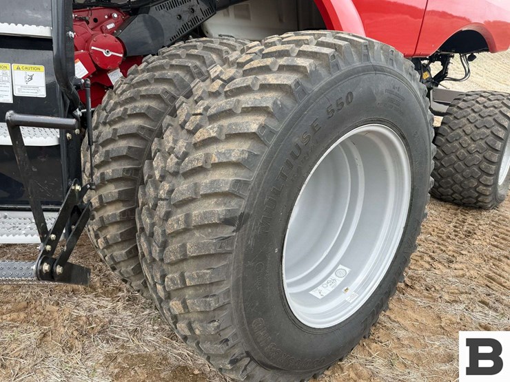 2020-case-ih-8250-image-26