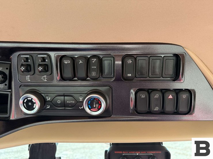 2024-case-ih-5250-image-116