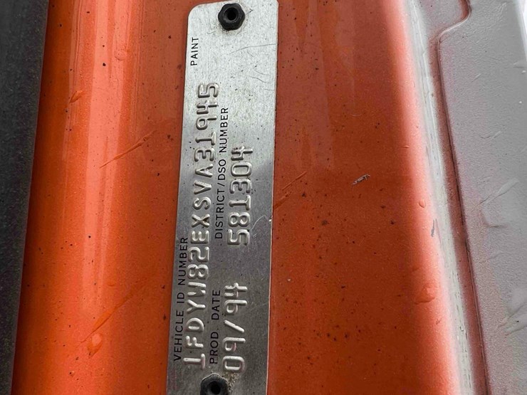 1995-ford-l8000-image-24