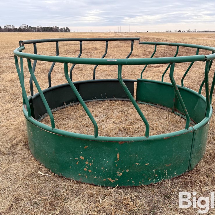 Round Bale Feeder