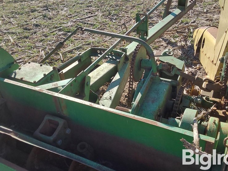 john-deere-38-image-14