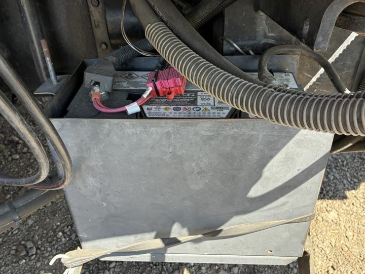 1998-case-cx80-image-11