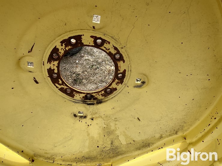 john-deere-3010-image-8