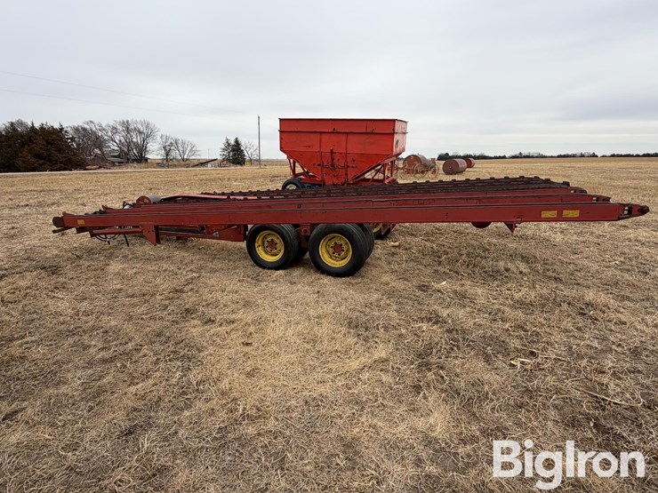 farmhand-8-bale-image-8