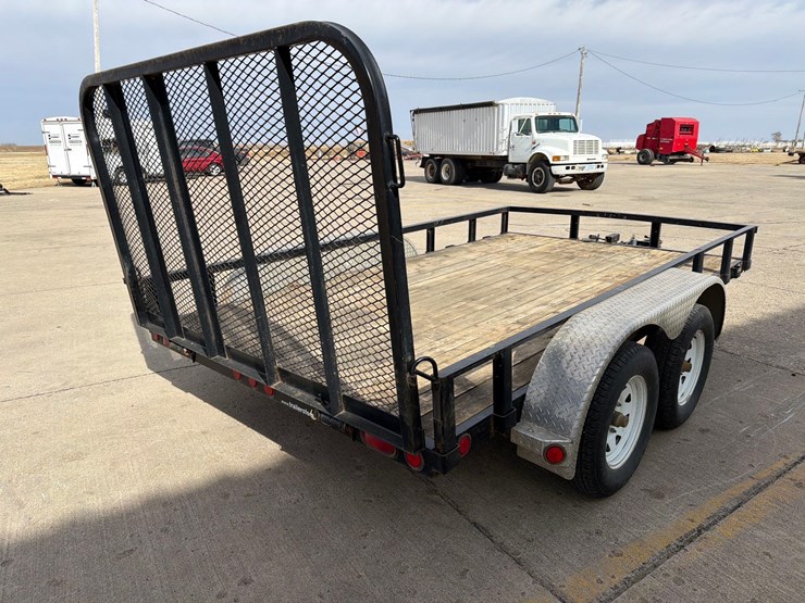 2011-pj-flatbed-image-5