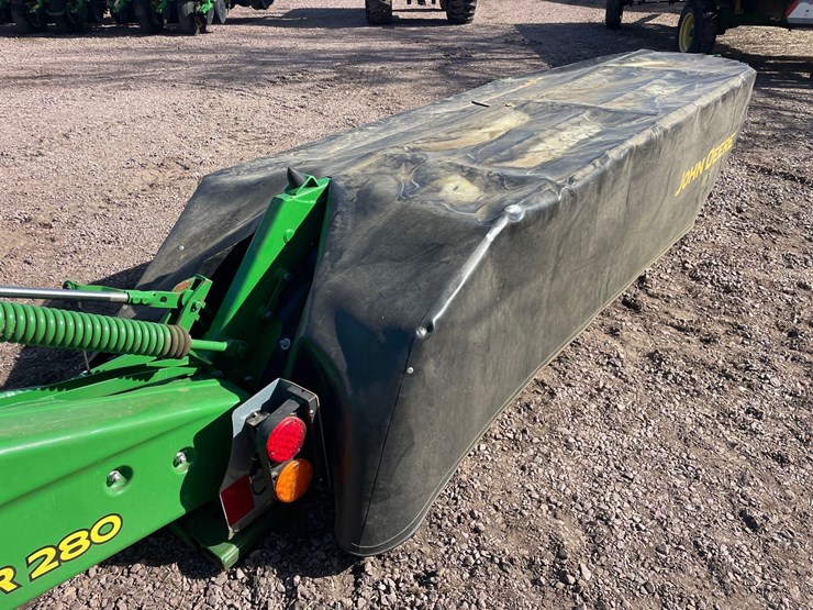 2022-john-deere-r280-image-7