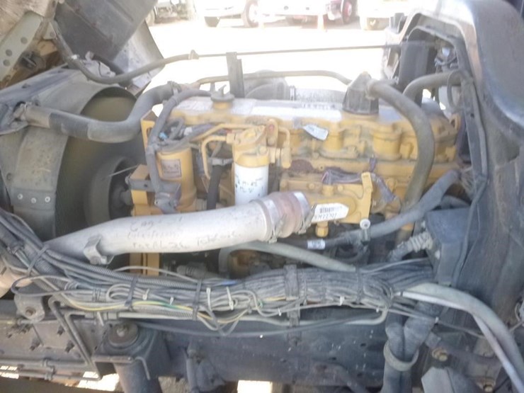 2002-gmc-t6500-image-16