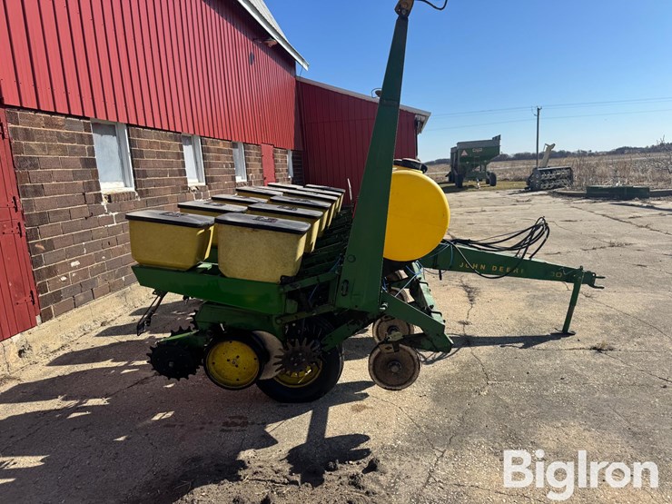 john-deere-7000-image-4