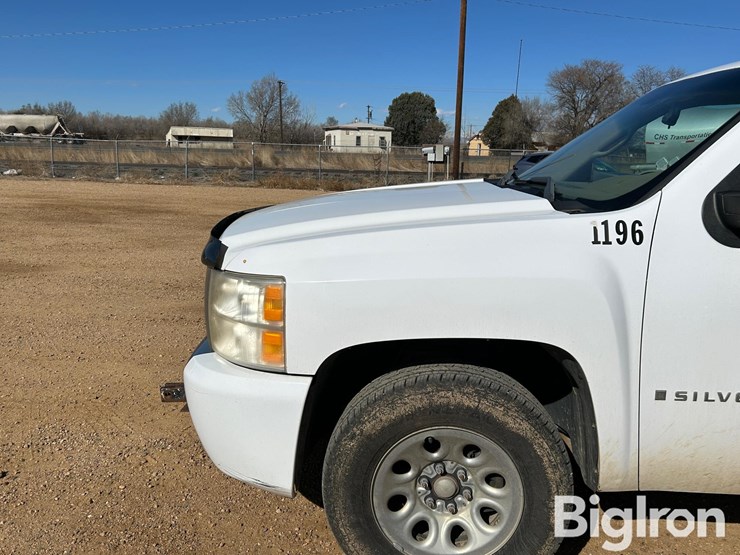 2008-chevrolet-express-1500-image-9