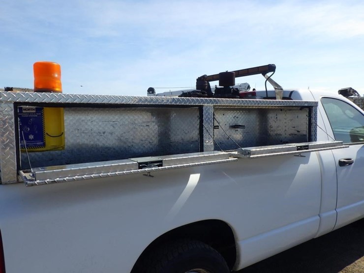 2004-dodge-ram-2500-image-9