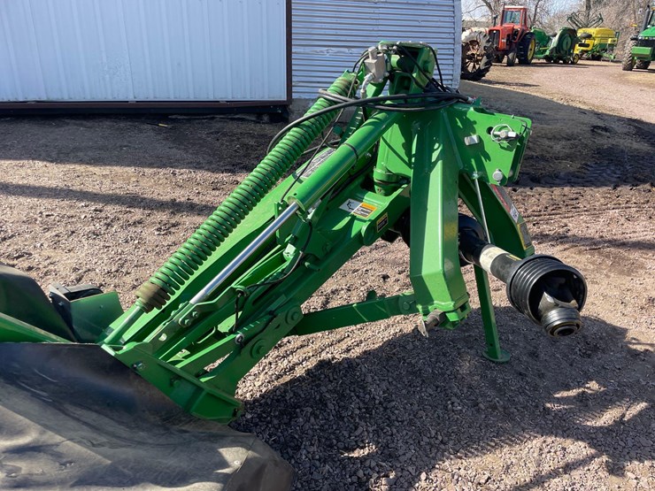 2022-john-deere-r280-image-11