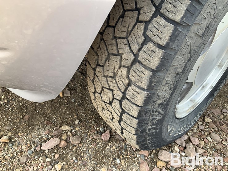 1999-chevrolet-astro-image-16