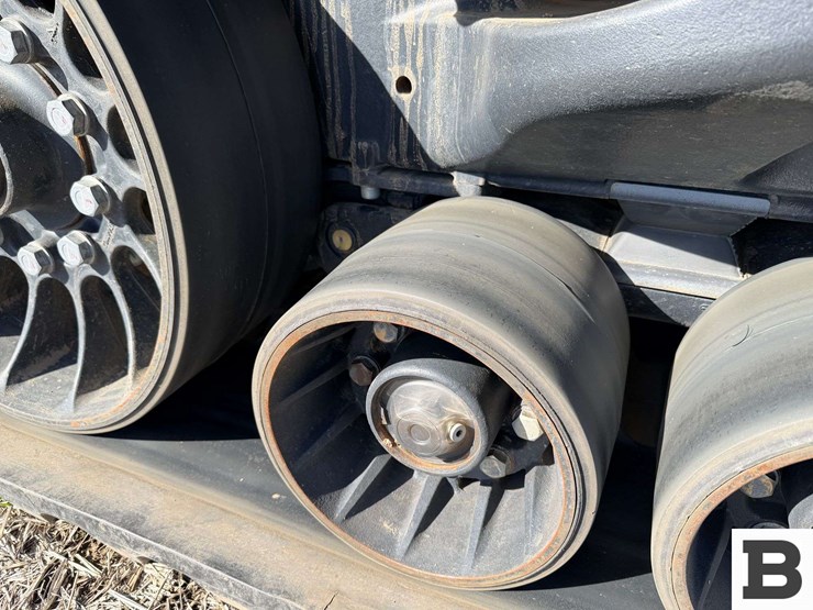 2024-case-ih-5250-image-35