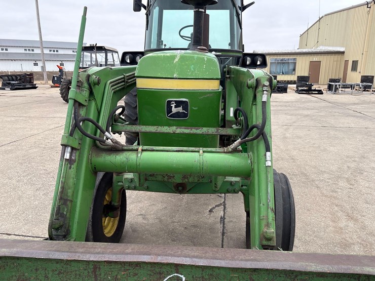 john-deere-4030-image-15