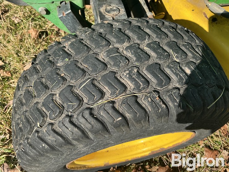 john-deere-345-image-15