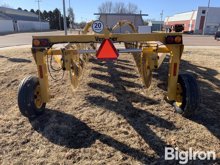 2022-vermeer-vr1428-image-6