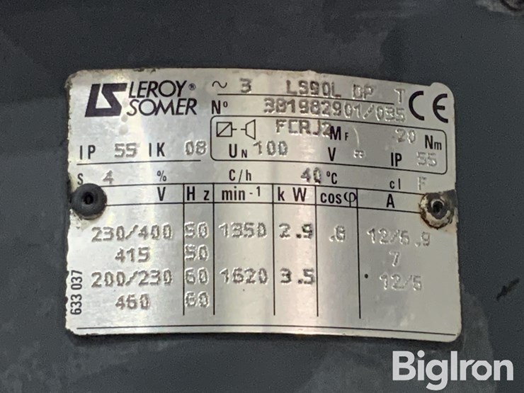 massey-ferguson-730-image-17