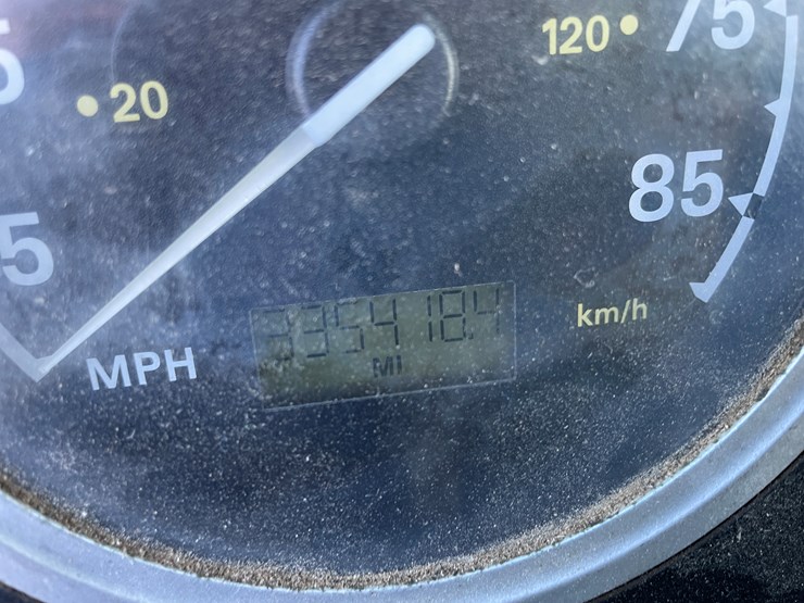 2006-caterpillar-c13-image-38