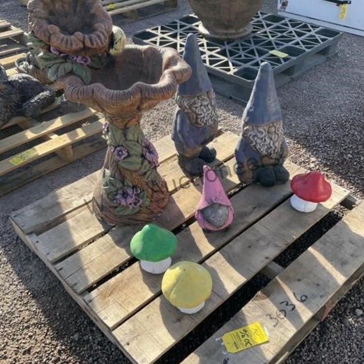PALLET OF ASSORTED CONCRETE STATUES
