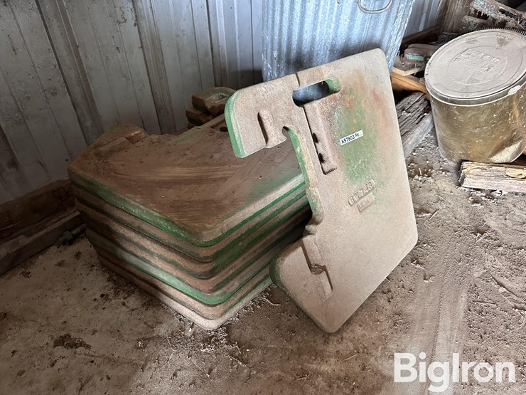 john-deere-8-image-1