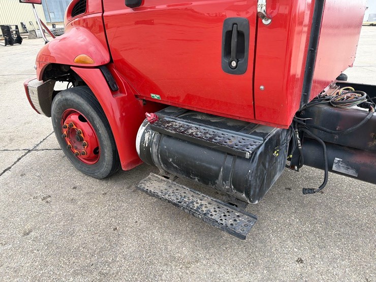 2014-international-4000-image-14