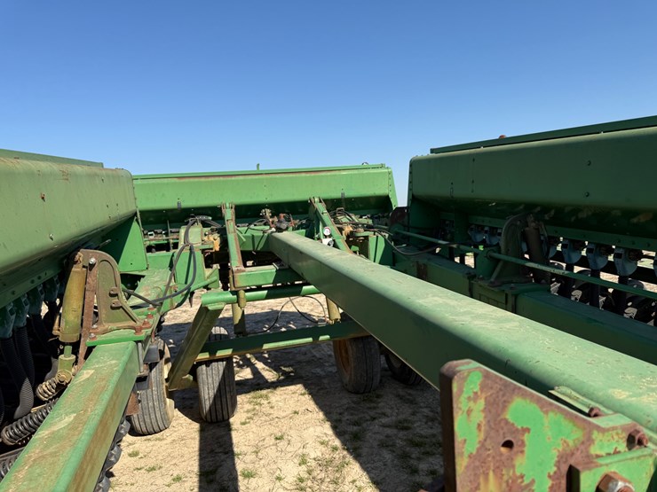 john-deere-455-image-37