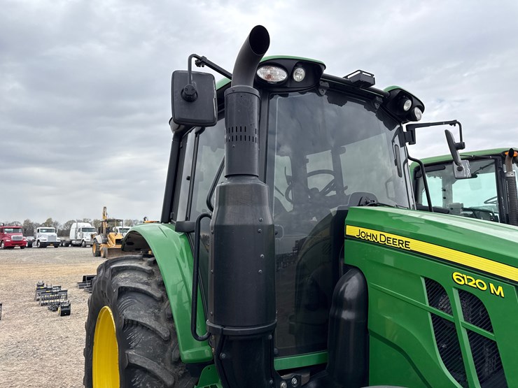 2023-john-deere-6120m-image-24