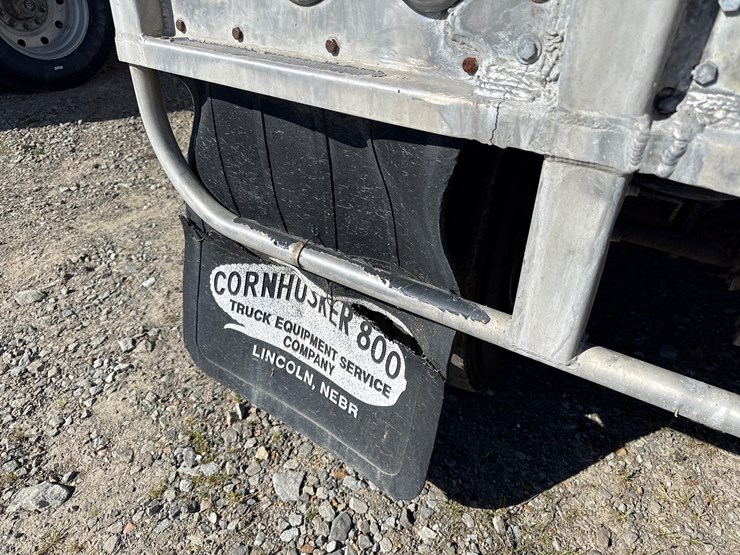 1995-cornhusker-hopper-bottom-image-12