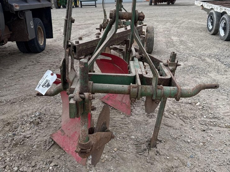 john-deere-2-image-2