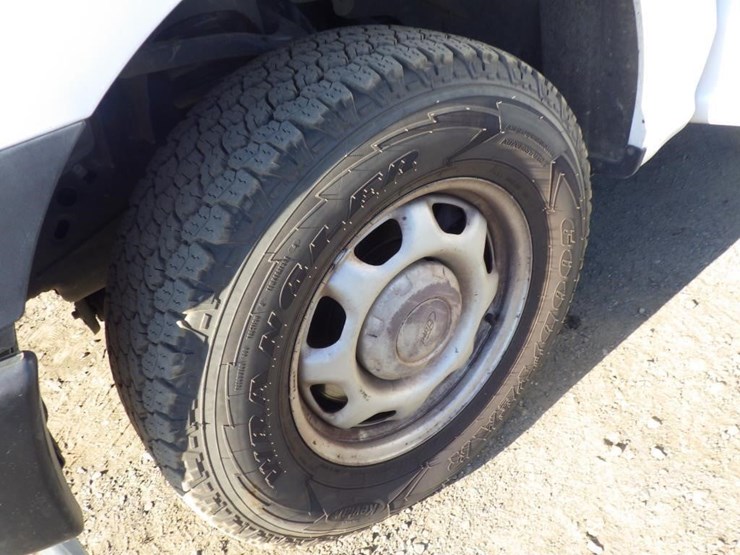 2017-ford-f150-image-13