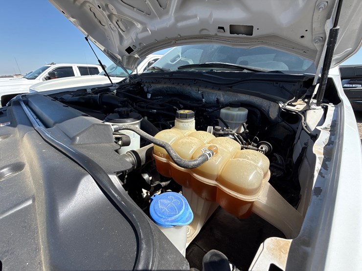 2022-ford-f250-image-33