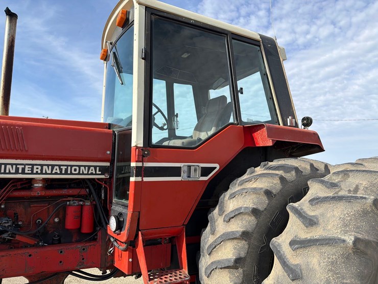 international-1086-image-7