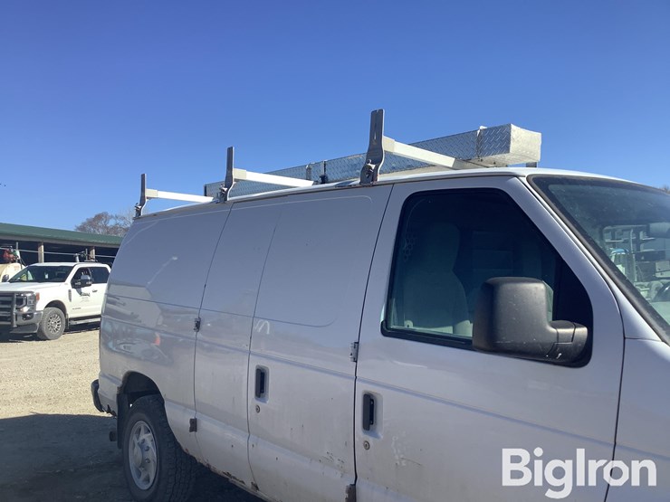 2013-ford-e250-image-10