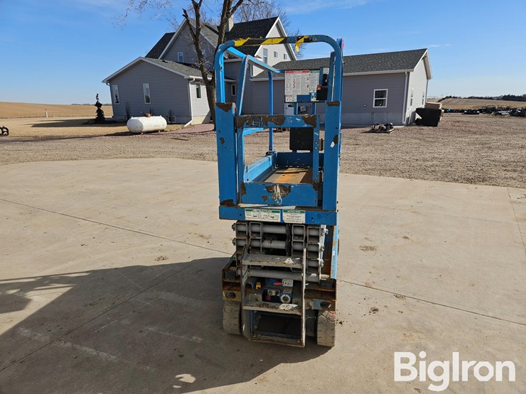 2016-genie-gs1930-image-4