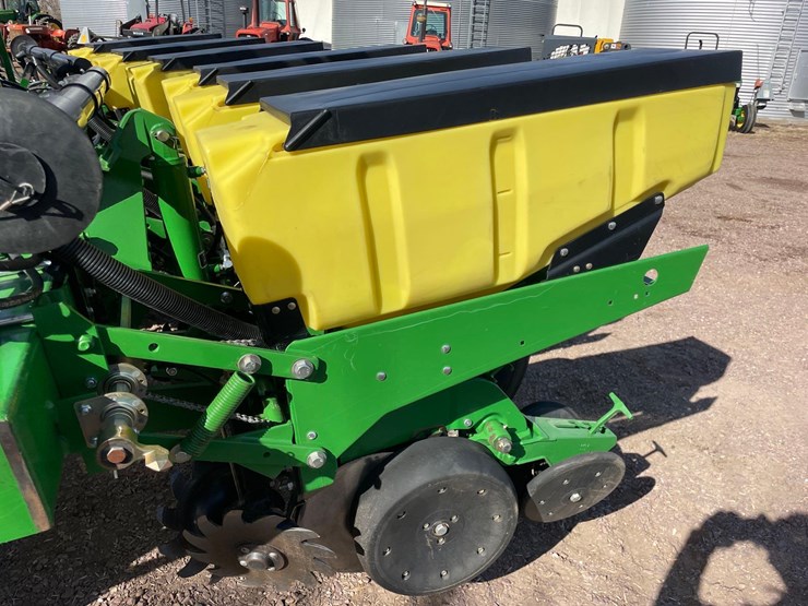 2012-john-deere-1760-image-35