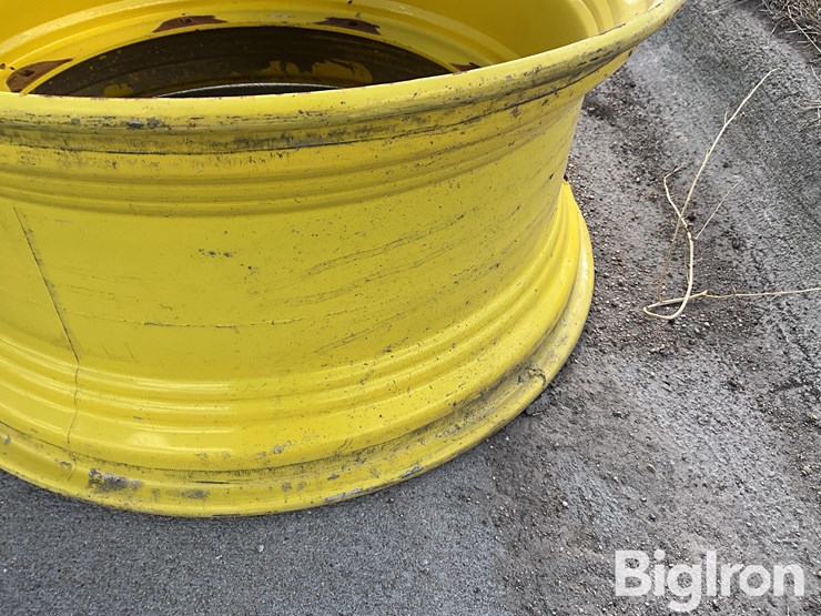 john-deere-8-image-12