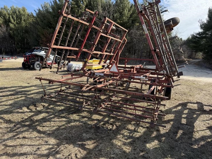 kewanee-24'-field-cultivator-with-drag-image-10